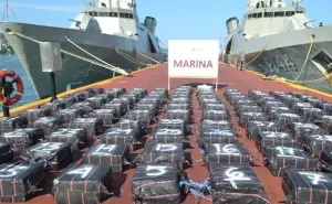 Marina da golpe al narco en Guerrero; asegura 3, 600 kilos de cocaína y detiene a nueve personas