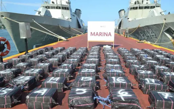 Marina da golpe al narco en Guerrero; asegura 3, 600 kilos de cocaína y detiene a nueve personas