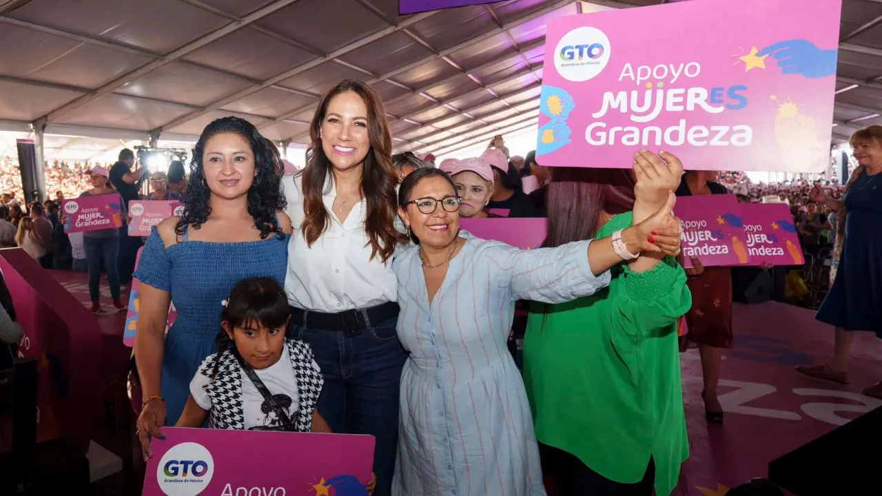Los detalles para llenar el registro del apoyo de la Tarjeta Rosa para mujeres en Guanajuato. Foto: Cortesía