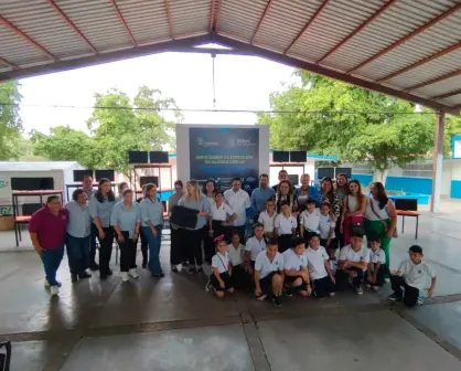 Proeduca entrega equipos de cómputo a la primaria Fraternidad en Barrancos