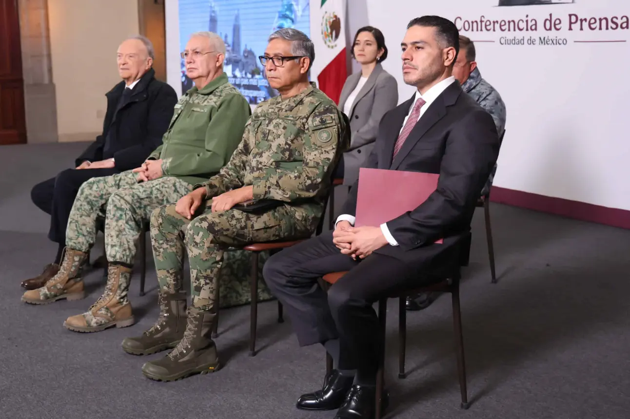 Algunos de los funcionarios que estuvieron presentes en la Mañanera del Pueblo.