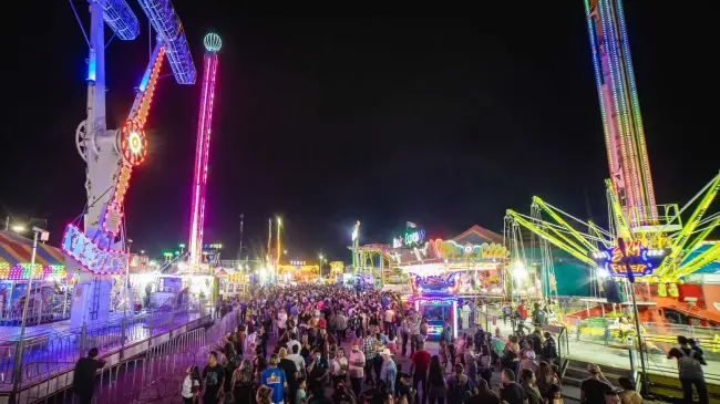 La Feria Regional de Ríoverde 2024, tendrá una cartelera variada de artistas en el Teatro del Pueblo. Foto: Cortesía