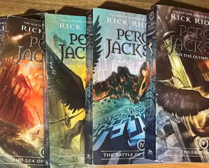 Percy Jackson: La Saga que Capturó al mundo con la Magia de la Mitología Griega.