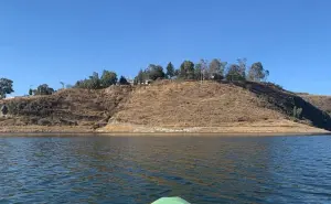 La Presa Madín, uno de los cuerpos de agua más importantes del Estado de México, se somete a un programa de limpieza.