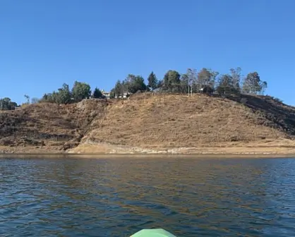 La Presa Madín, uno de los cuerpos de agua más importantes del Estado de México, se somete a un programa de limpieza.