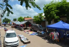 Ropa, comida y más, puedes encontrar en el tianguis de la 5 de Febrero en Culiacán