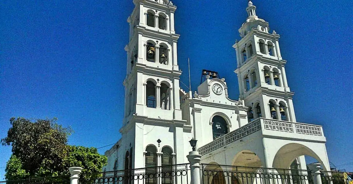 El reloj monumental de Navolato es una joya histórica que late con el corazón del pueblo