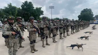 Ejército Mexicano decomisa autos blindados, armamento y drogas en Culiacán y Cosalá, con valor de 122 mdp