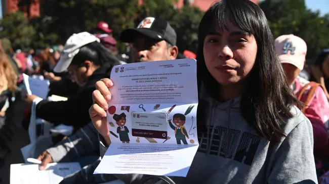 Mi Beca para Empezar de la CDMX es para estudiantes de nivel básico o de Centros de Atención Múltiple. Foto: Cortesía