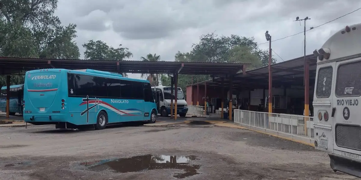 La terminal de autobuses de Navolato tiene corridas a distintos destinos del municipio y Culiacán.