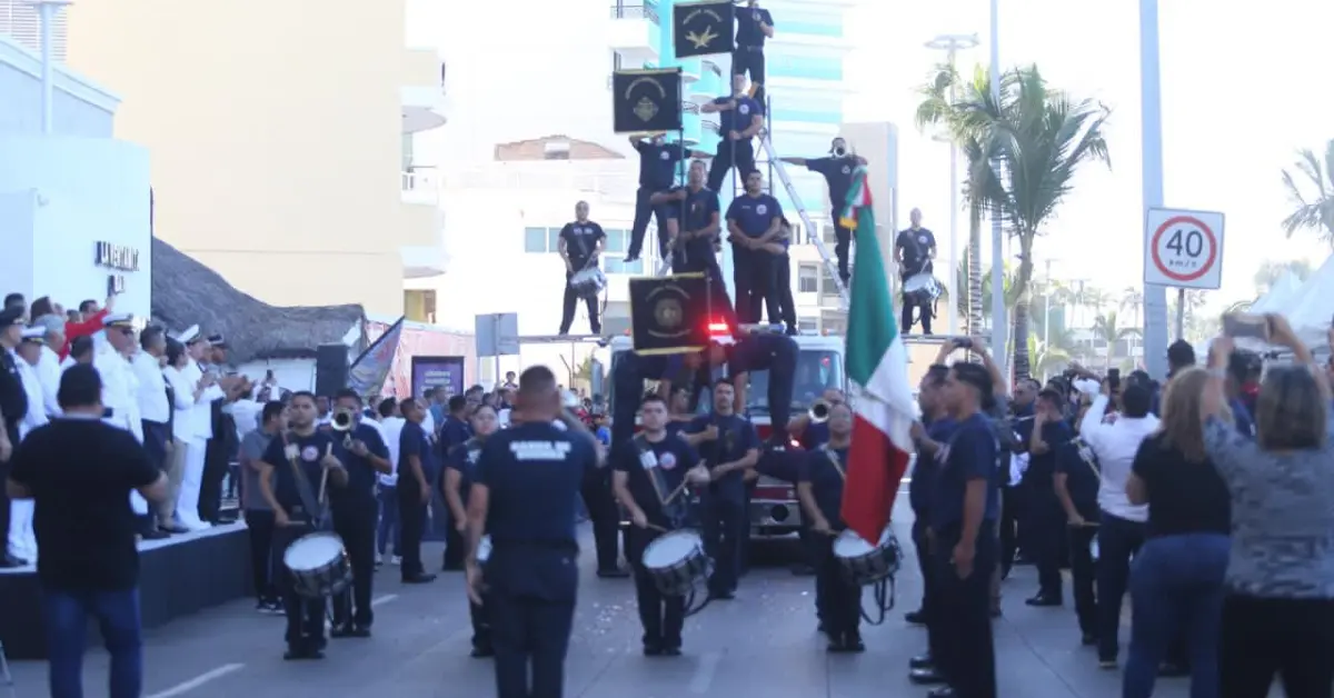 Desfile del 20 noviembre en Mazatlán; mira las hermosas fotos que logramos captar