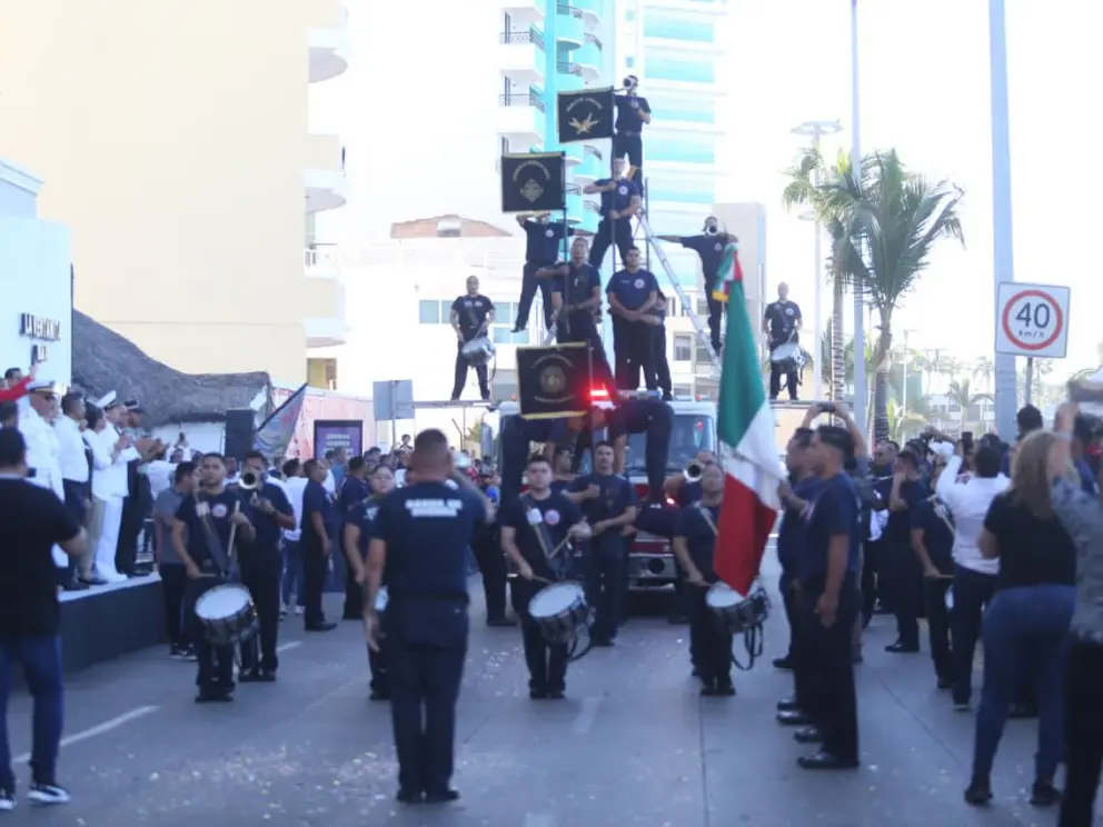 Desfile del 20 noviembre en Mazatlán; mira las hermosas fotos que logramos captar