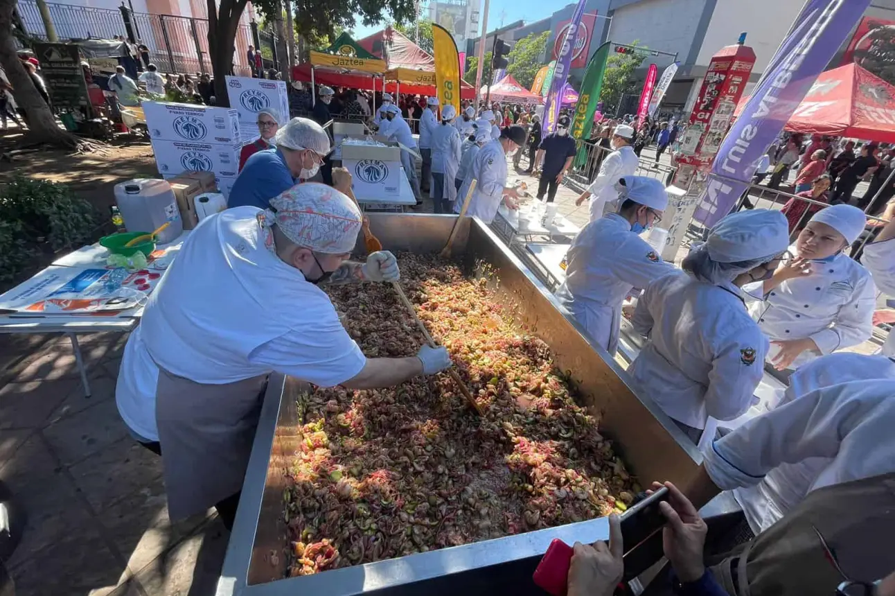 Aguachile más grande del mundo.