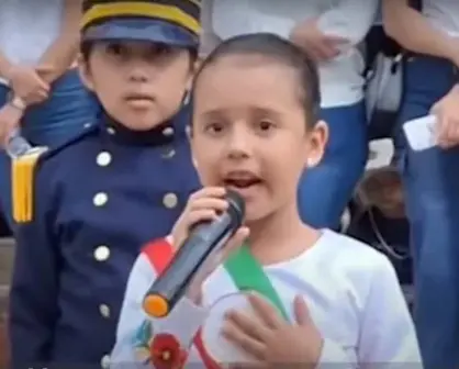 Niña personifica a Claudia Sheinbaum en desfile de la Revolución y se vuelve viral