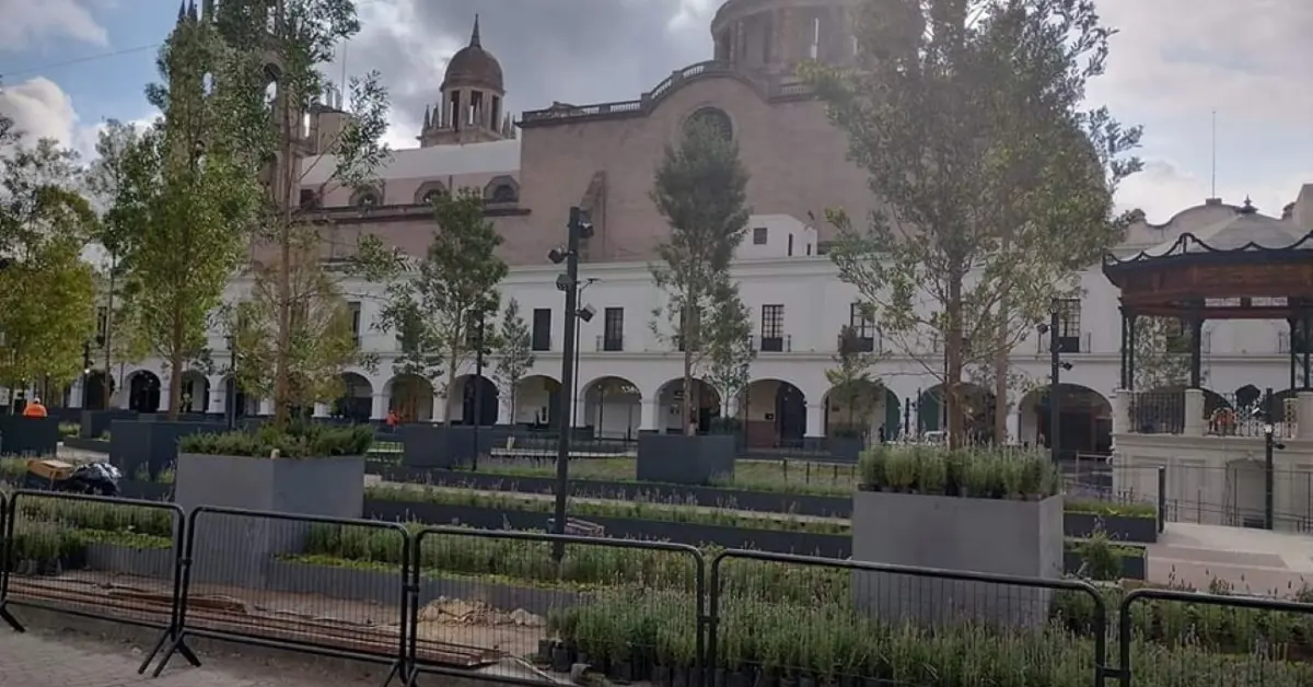 Plaza González Arratia, un viaje por la historia y el legado de Toluca