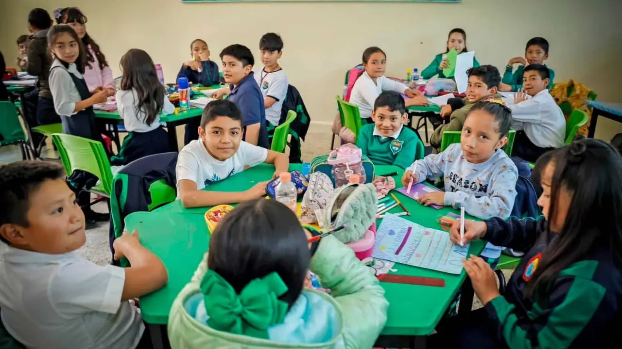 Beca por Aprovechamiento Académico del Estado de México, ya publicó la lista de beneficiarios. Foto: Cortesía