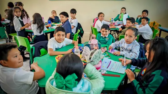 Beca por Aprovechamiento Académico del Estado de México, ya publicó la lista de beneficiarios. Foto: Cortesía