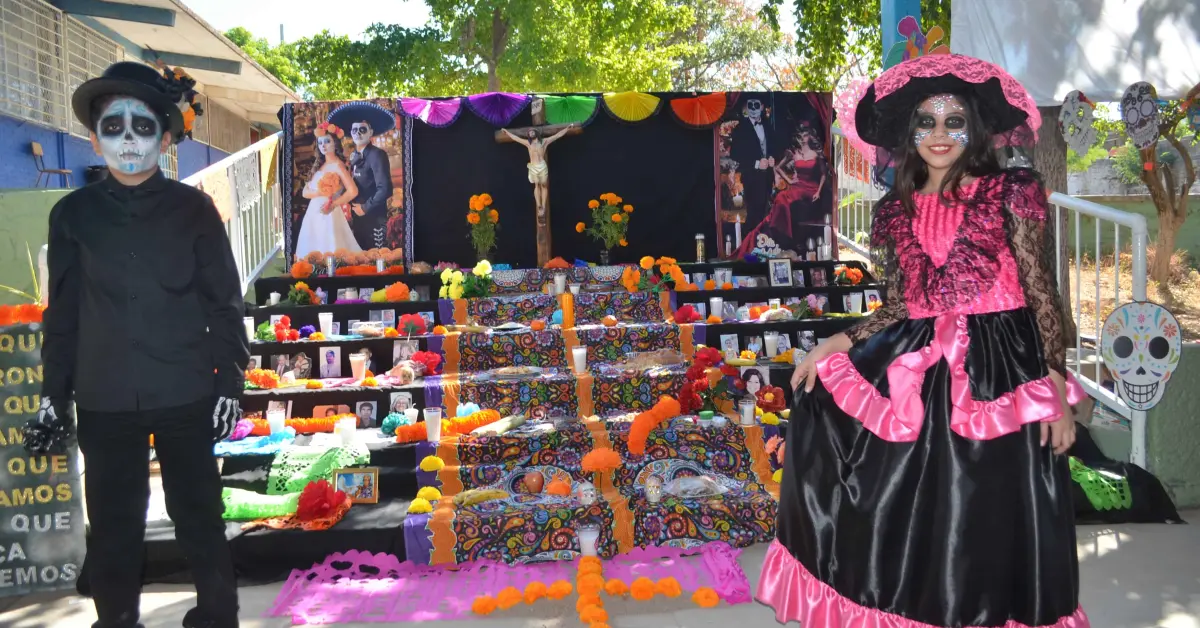 Celebran el Día de Muertos con arte, cultura y tradición en la primaria Ignacio Manuel Altamirano en Culiacán