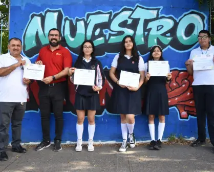 La secundaria Gabriel Leyva Velázquez en Culiacán se pinta de esperanza con murales llenos de color y valores