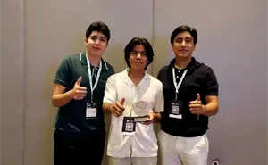 Ex Alumnos de CECyTE Guanajuato Destacan en Competencia Universitaria con Innovador Proyecto Rueda Tec