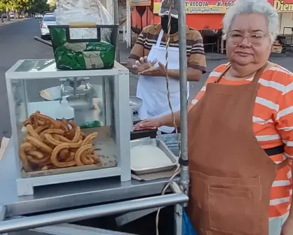 María Ayón endulza corazones con sus churros en el sector Humaya Culiacán