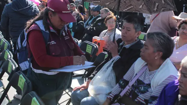 Se realiza el primer pago del Programa Ingreso Universal Ciudadano en la Ciudad de México. Foto: Cortesía