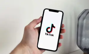 Qué pasa el 3 de diciembre, contexto del suéter en Tiktok; te decimos qué significa