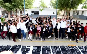 Educación y salud visual: DIF entrega lentes a estudiantes de Ahome en importante campaña