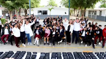 Educación y salud visual: DIF entrega lentes a estudiantes de Ahome en importante campaña