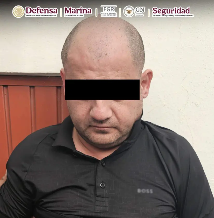 Uno de los hombres detenidos en Culiacán, Sinaloa.