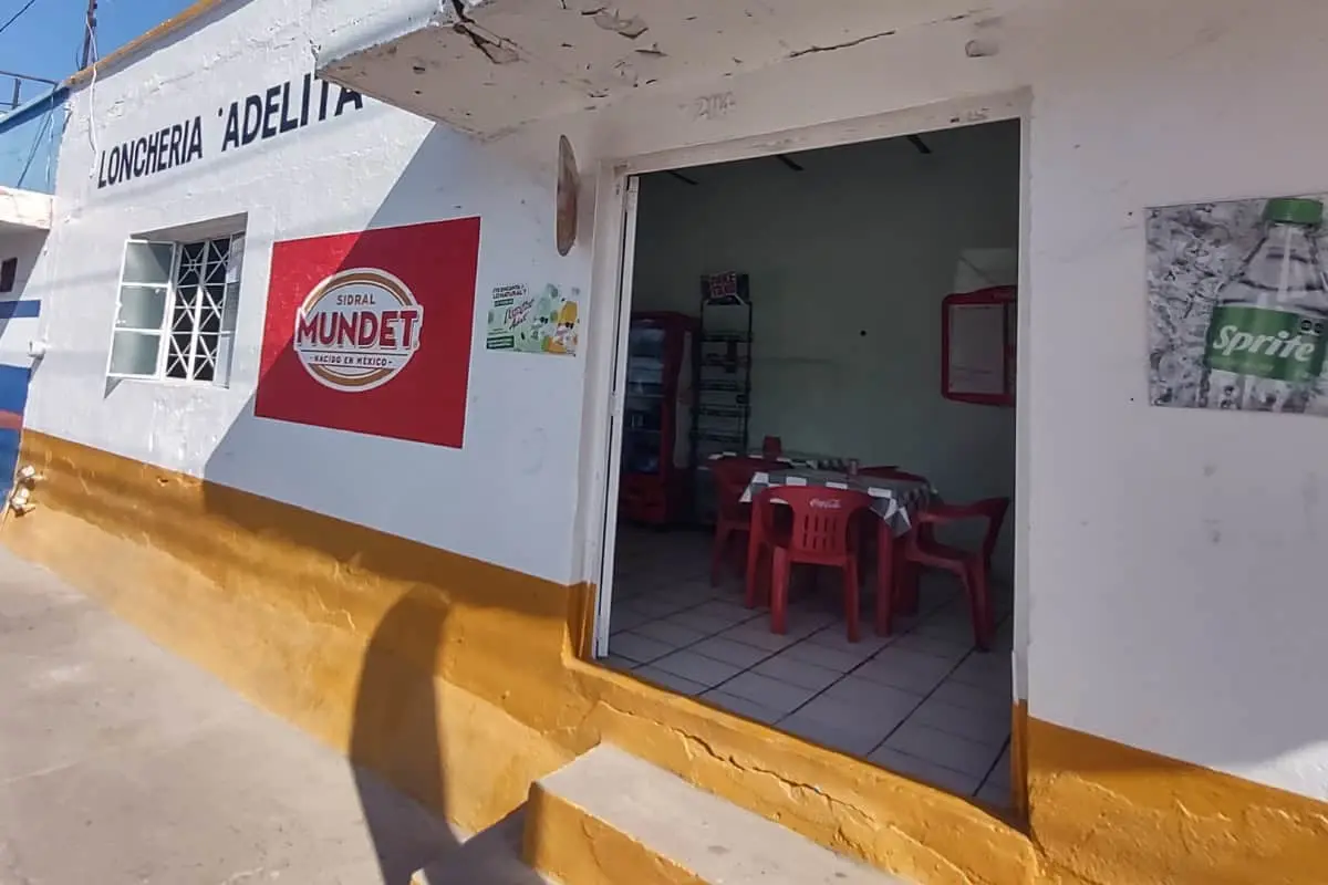 Doña Adela Astorga inspira con su Lonchería Adelita, llena de sabor en Tierra Blanca