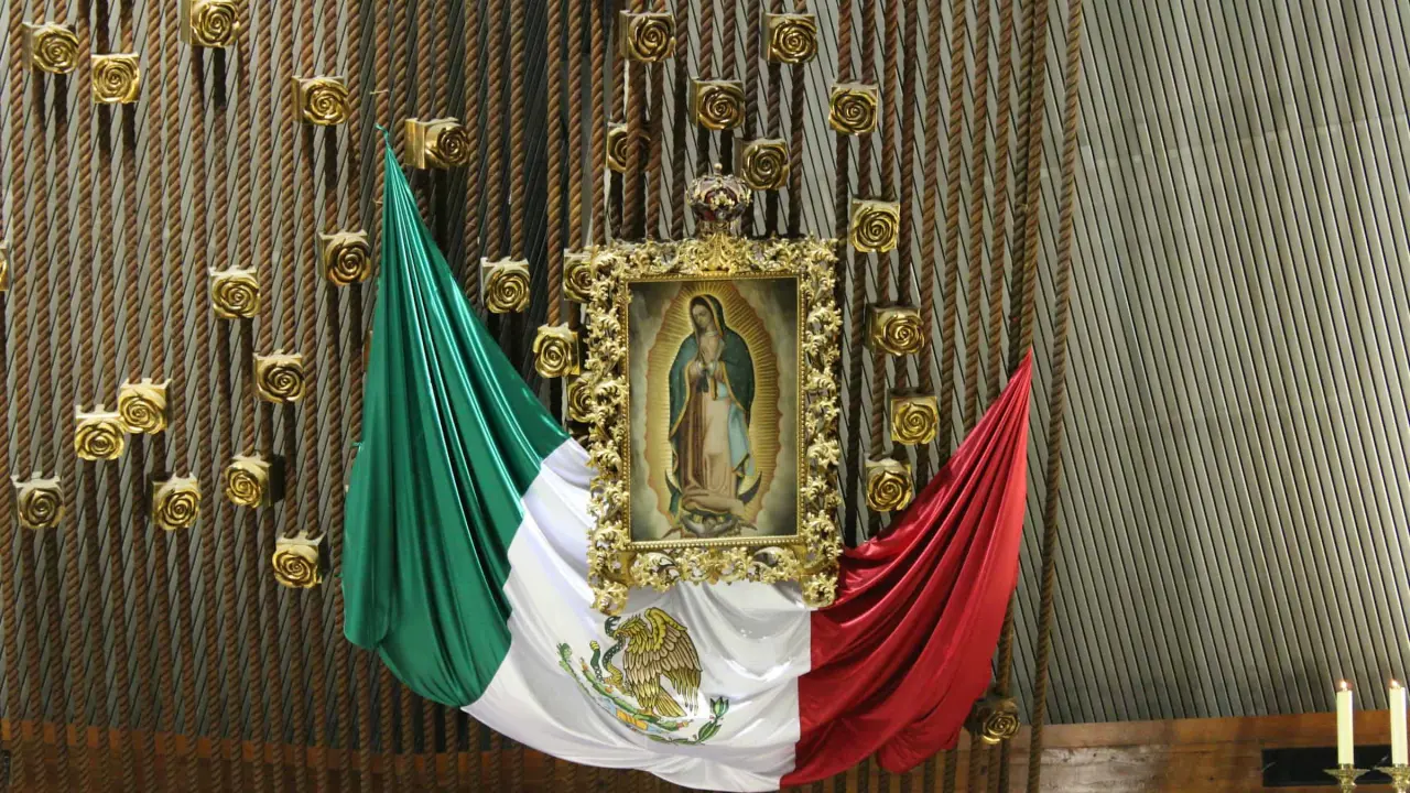 Porras para la Virgen de Guadalupe.