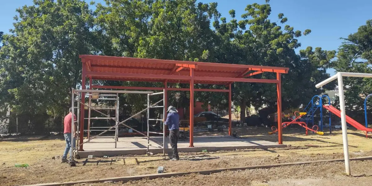 El esfuerzo conjunto de vecinos, empresas e instituciones, revitaliza el Parque Los Ayalés en la colonia Progreso como centro de actividades para personas de todas las edades. Foto: Juan Madrigal