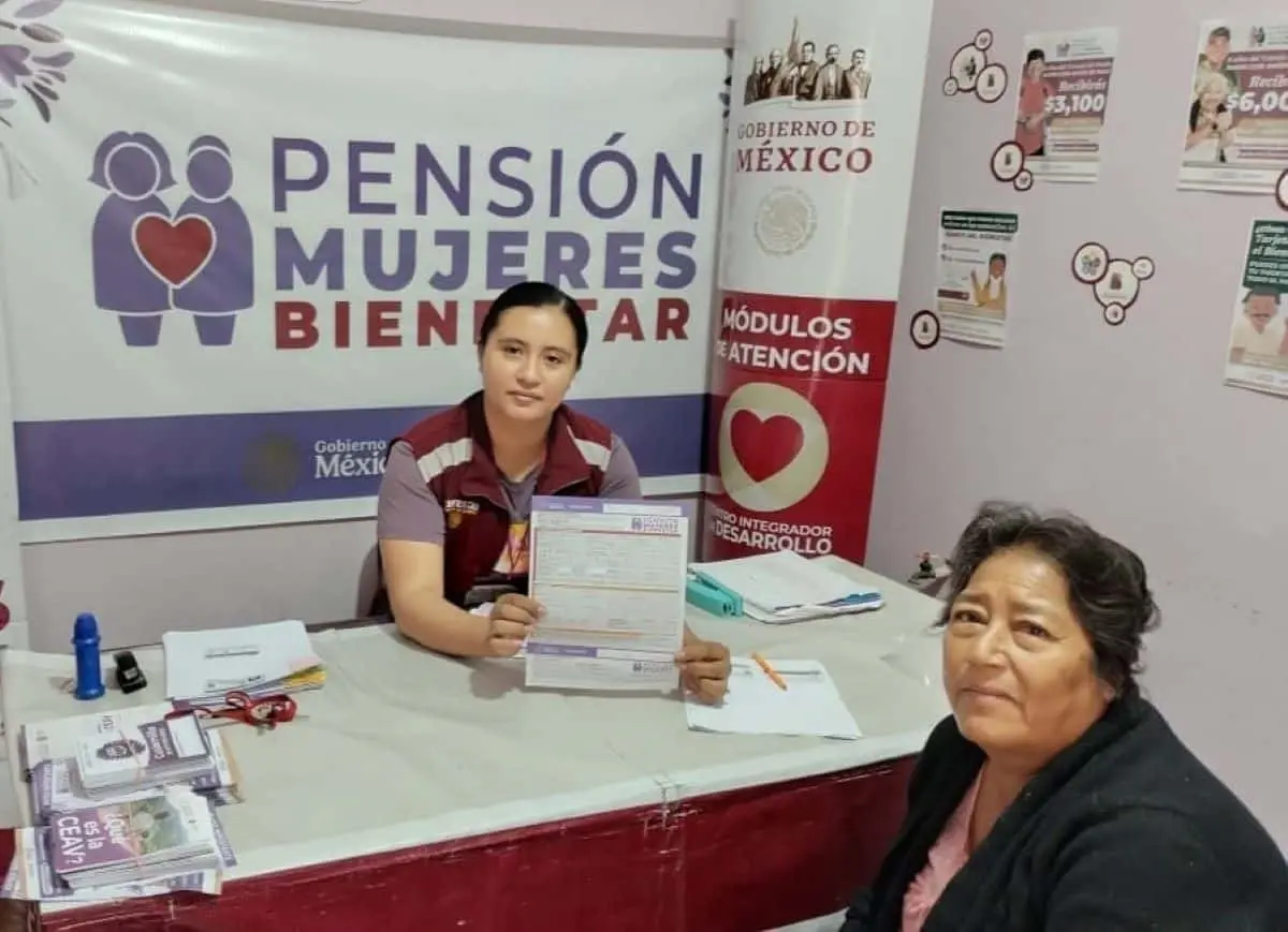 Anuncian las fechas de la entrega de las tarjetas de la Pensión Mujeres Bienestar 2025. Foto: Cortesía