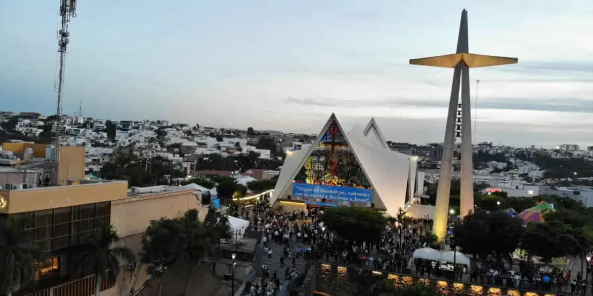 Parroquía de Nuestra Señora de Guadalupe, mejor conocida como La Lomita en Culiacán, Sinaloa.