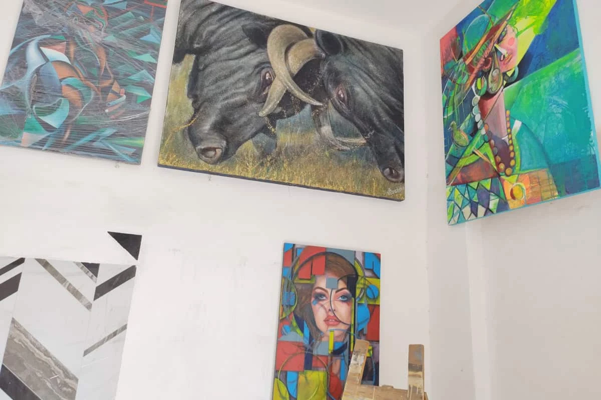 Jaime Vizcarra, un pintor autodidacta en Tierra Blanca que encontró su pasión en el arte