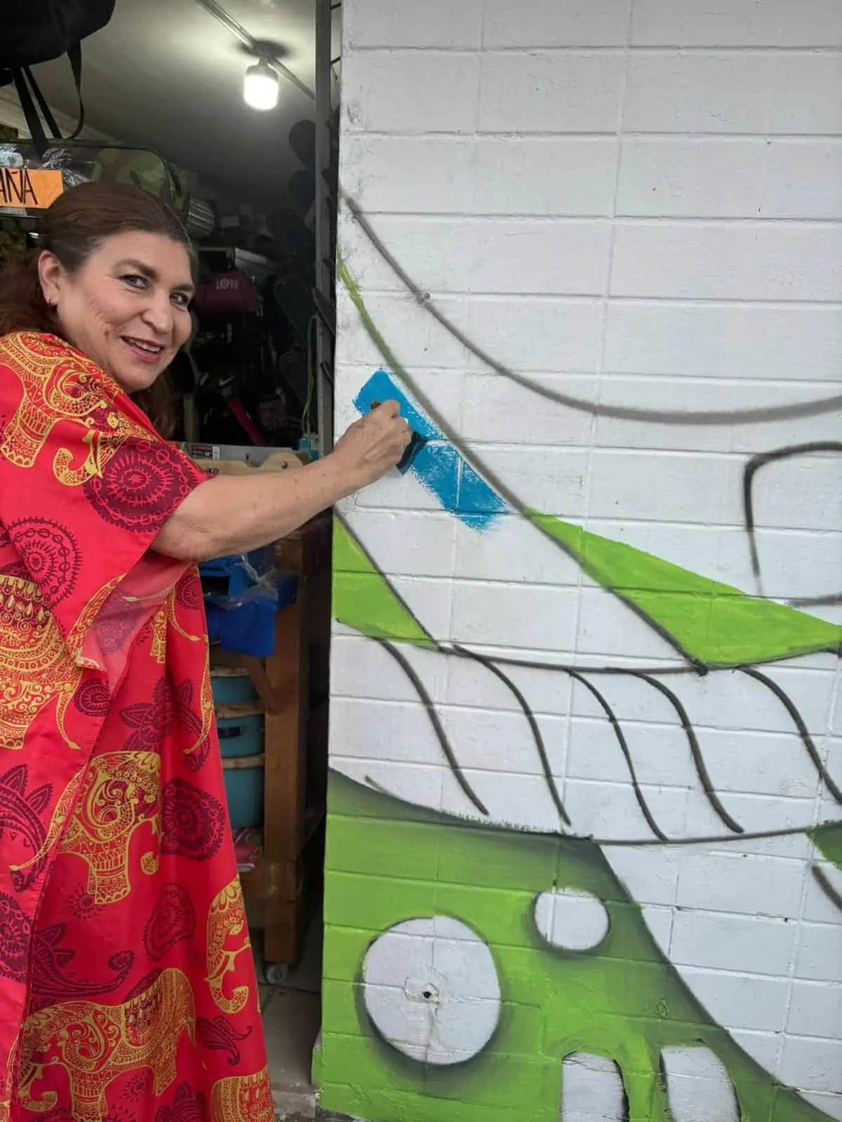 Entre las personas que colaboraron con la creación del mural