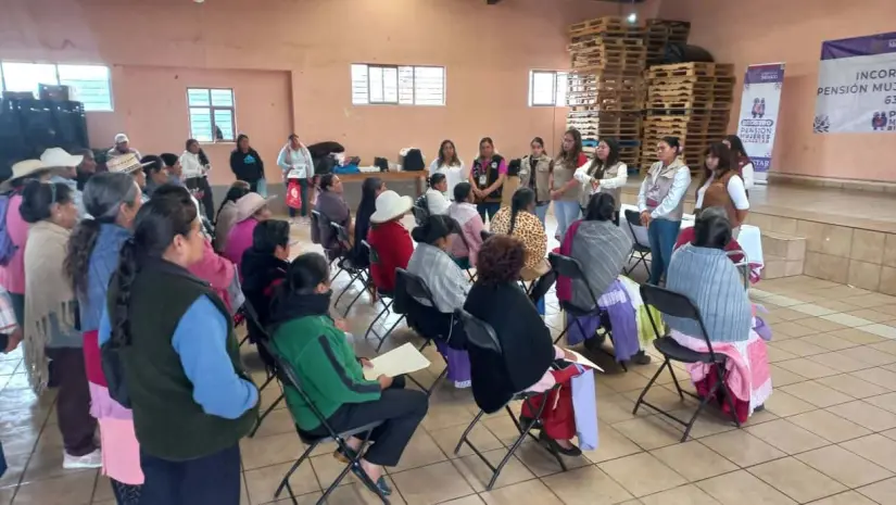 En enero de 2025 inicia la entrega de tarjetas de la Pensión de Mujeres con Bienestar. Foto: Cortesía