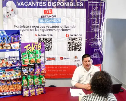 Culichis acuden a la Feria del Empleo Nacional