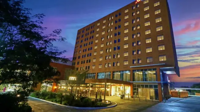 El Hotel Marriott promete una experiencia de primer nivel para tu estadía en Culiacán. Foto: Cortesía