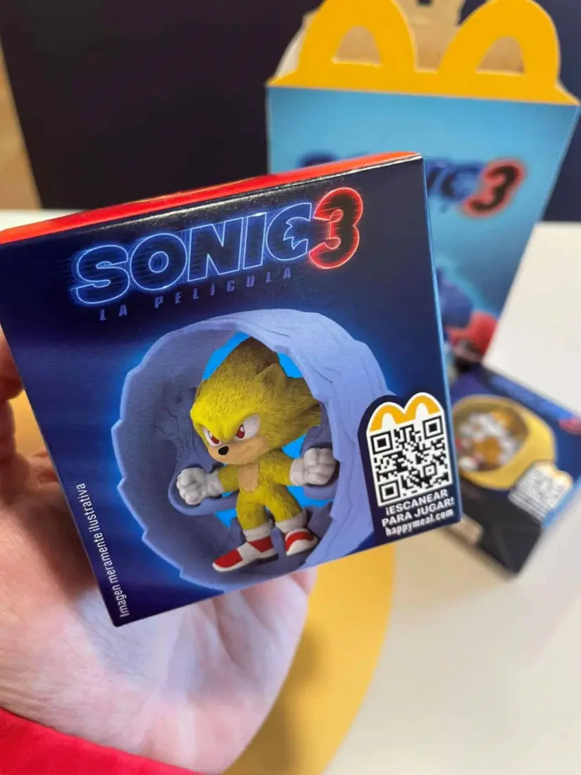 Una de las figuras de Sonic 3 que trae la Cajita Feliz. Foto: Café Retro 64