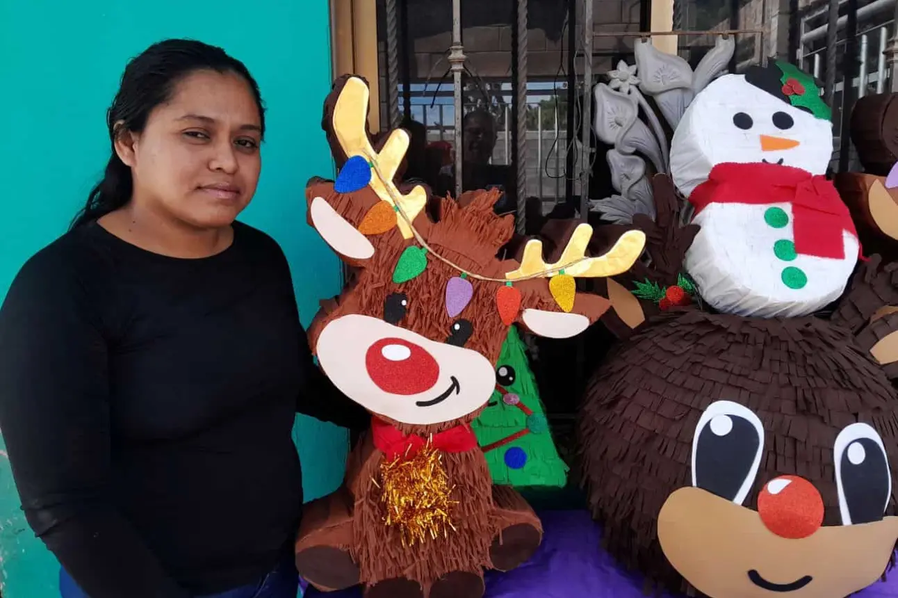 Selene Cruz, las piñatas de la alegría animan su vida