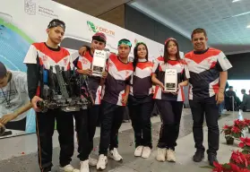 Estudiantes del Cecytem Lagunillas son seleccionados para el mundial de Robótica en Texas