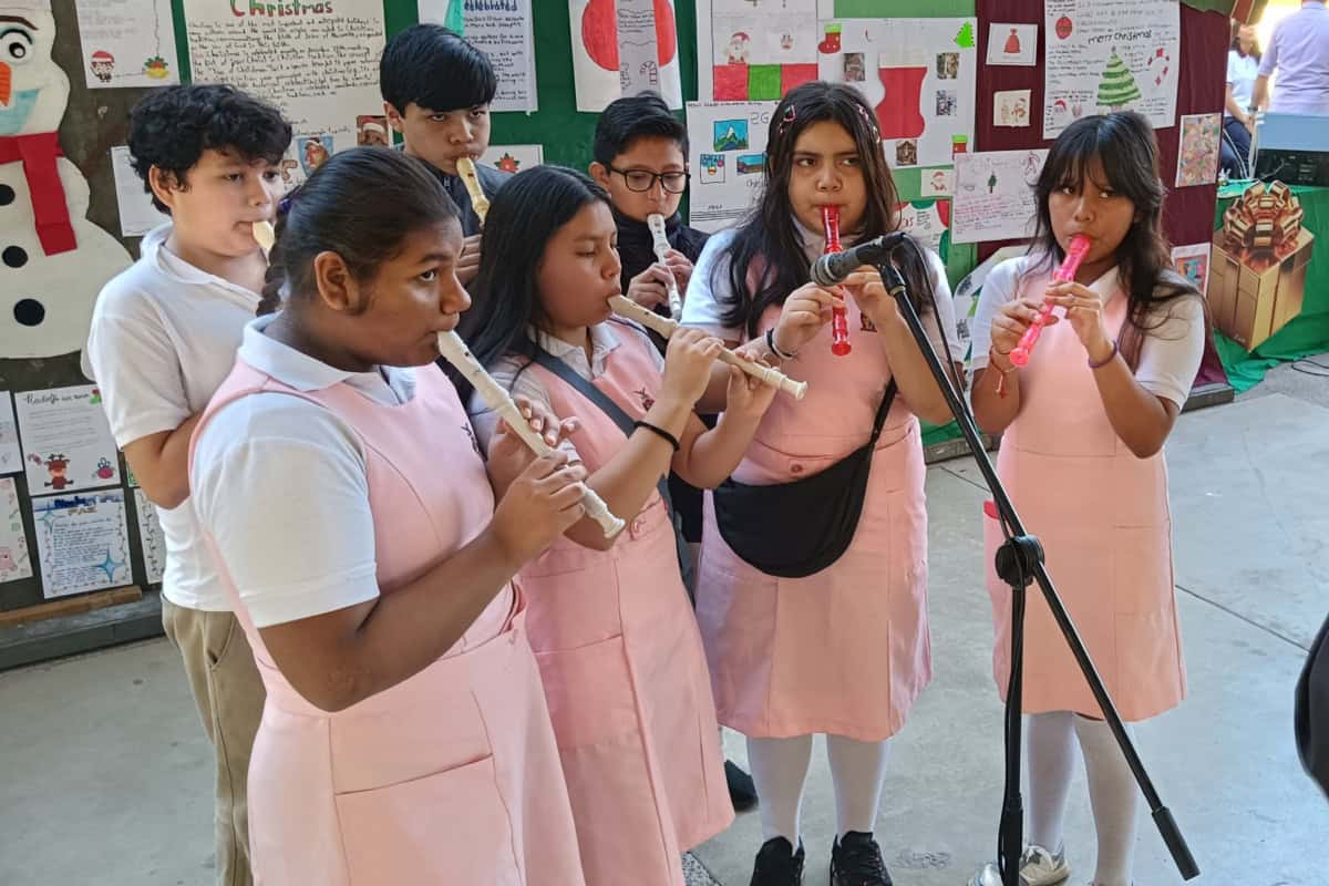 Navidad en la Secundaria Moisés Sáenz: Un recital de unidad y tradición