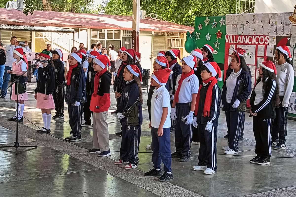 Navidad en la Secundaria Moisés Sáenz: Un recital de unidad y tradición