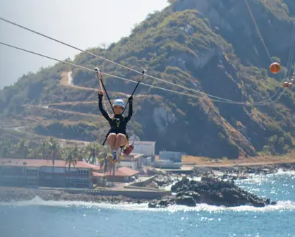 Mazatlán sorprende con tirolesa en el Faro: aventura y vistas únicas para los turistas