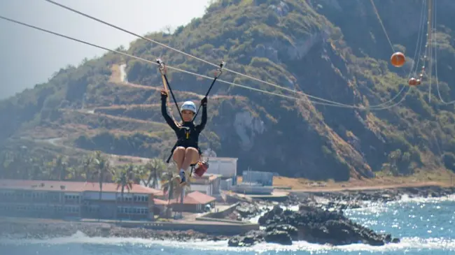 Tirolesa Mazatlán.