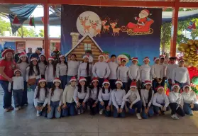 Niños de la primaria Natalio Landeros de Barrancos muestran su talento con Festival Navideño