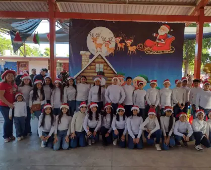 Niños de la primaria Natalio Landeros de Barrancos muestran su talento con Festival Navideño