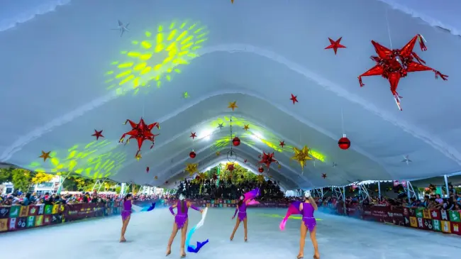 Navidad en Culiacán: Árbol encendido, pista de hielo y espectáculo “Wonderland On Ice”